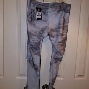 Under Armour XL gray blue Capri workout pant